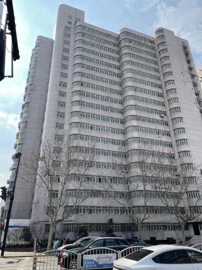 安博体育长宁这幢30多岁的大楼精品改造焕然一新！居民：太享受了！(图3)