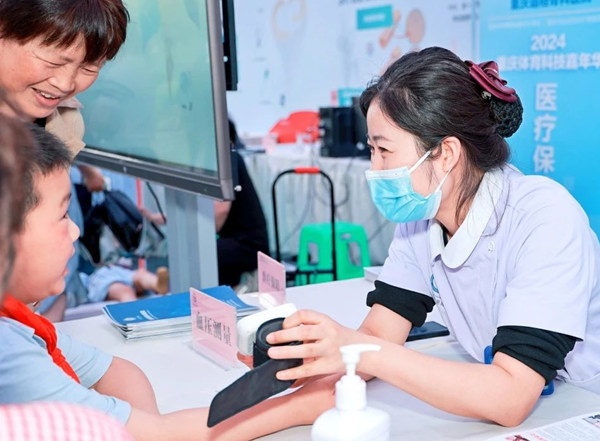 安博体育2024重庆体育科技嘉年华落幕道格骨科再次担纲医疗保障获好评(图6)