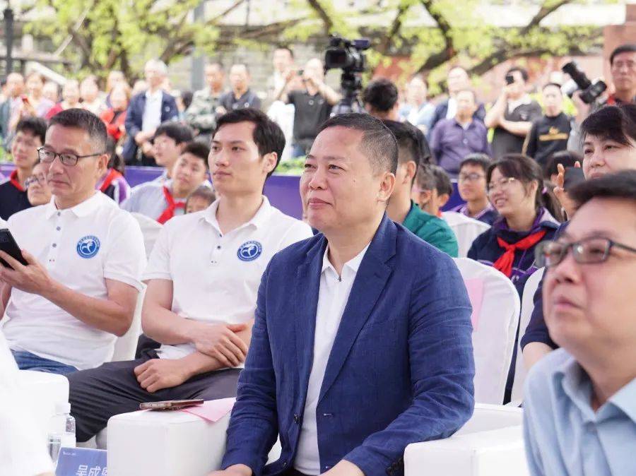 科技+体育解锁运动新玩法友杰亮相2024重庆体育科技嘉年华安博(图1)