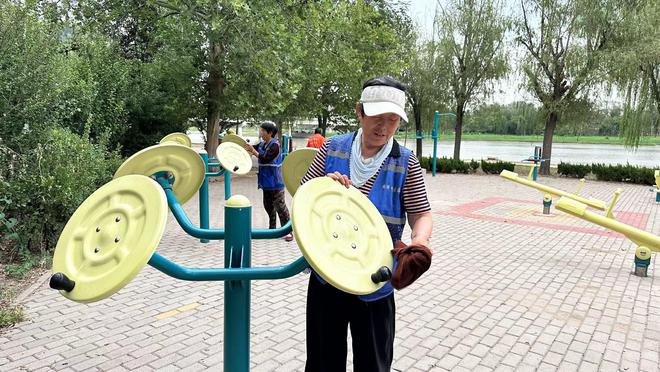 德州市安博体育城管局锦绣川景区管理办公室：健身器材“大体检”游客运动更安心(图1)