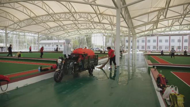 安博体育2024年美丽中国·全国门球大赛（沙雅站）赛事准备工作有序进行(图2)