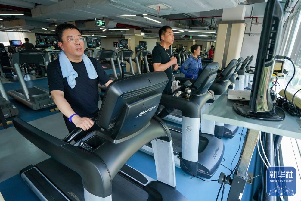 安博体育影像见证中华人民共和国成立75年体育辉煌(图2)