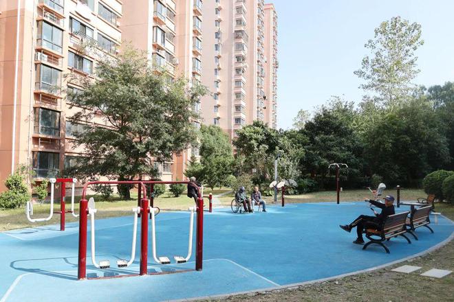 家安博体育门口实现运动自由！华新新增一批健身好去处(图1)