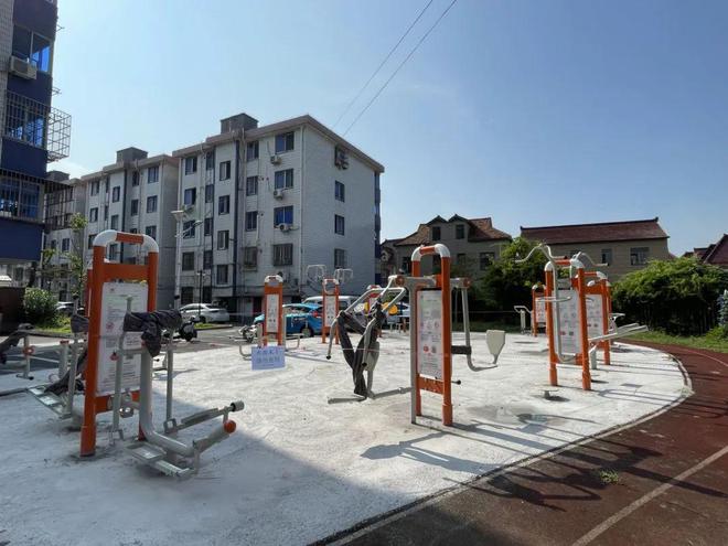 家门口添新活力！四团镇的这些健身器材焕新升级安博体育啦(图3)