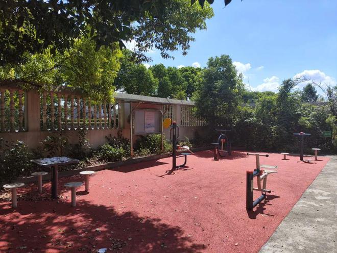 家门口添新活力！四团镇的这些健身器材焕新升级安博体育啦(图9)