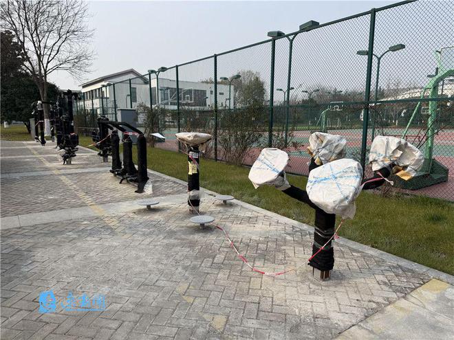 安博体育这一年的“幸福曲线套！健身器材惠民生(图1)