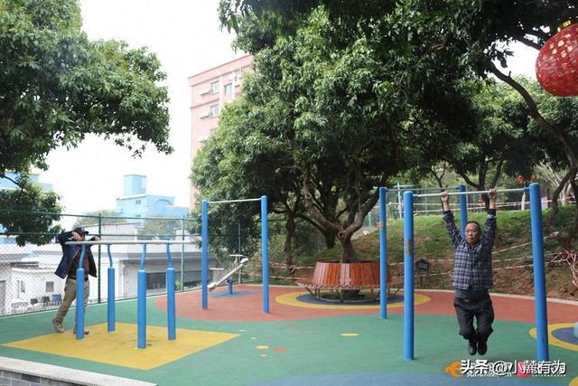 安博体育打造家门口的健身房！东莞多个社区升级健身器材(图1)