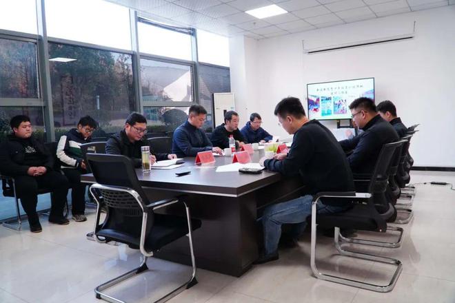 全省新安博体育型青少年体育训练阵地现场核查第三组一行来新县实地查看(图3)