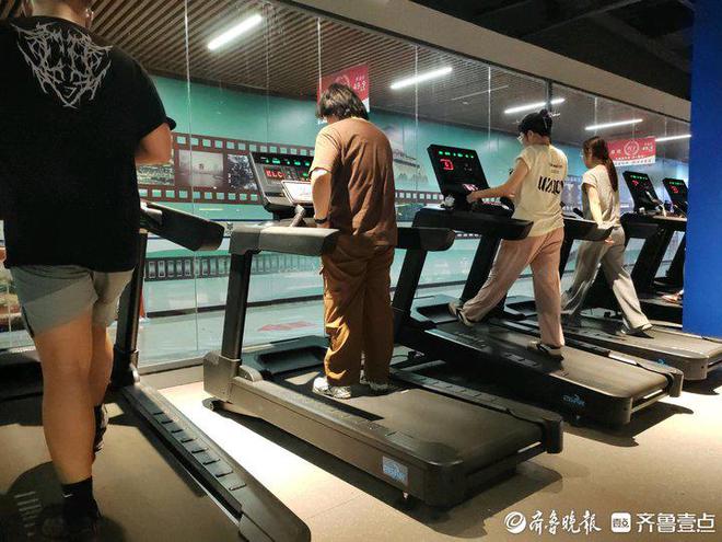 安博体育壹点调查一年至少开了50家24小时健身房在济快速“扩张”(图1)