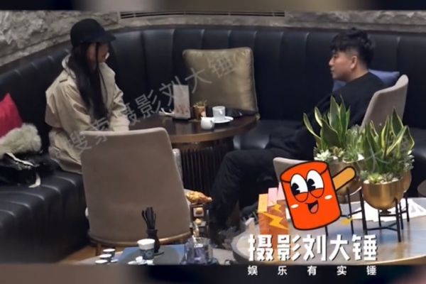 社交平台实现个人品牌的成功小youyou萝交的成长安博体育平台(图1)