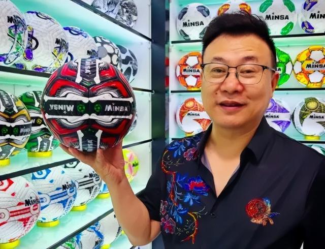 百万只球卖全球美加墨世安博体育界杯将至全球提前来“抢球”(图1)