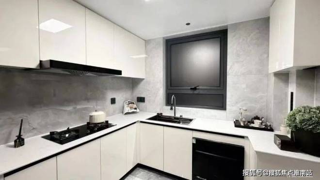 百度热搜@保利虹桥和颂售楼处发布：保利虹桥和颂引安博体育爆购房热潮(图14)