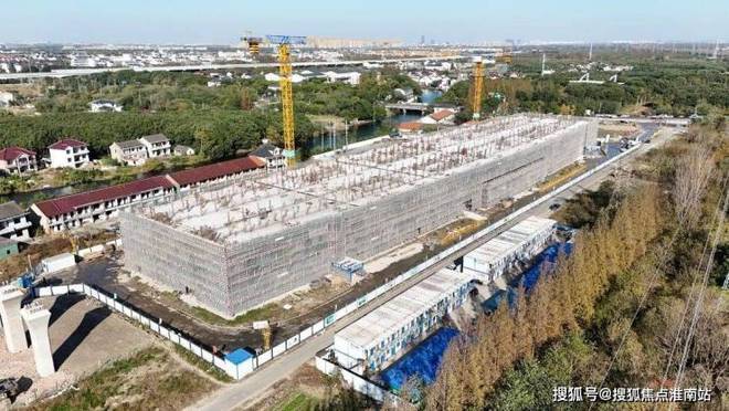 百度热搜@保利虹桥和颂售楼处发布：保利虹桥和颂引安博体育爆购房热潮(图21)