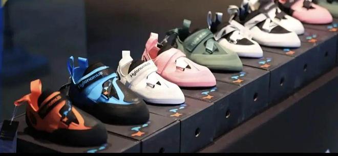 安博体育平台50万岩友掀起攀岩热潮谁吃到了红利?(图10)