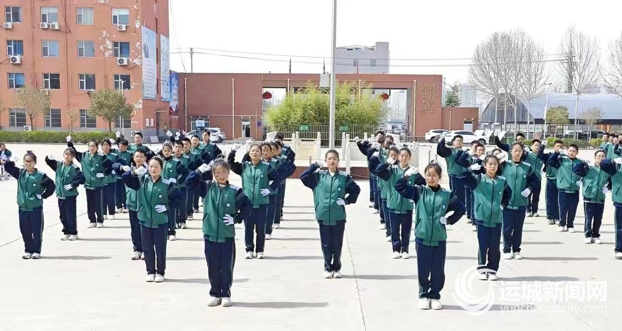 让每安博体育平台个孩子动起来(图2)