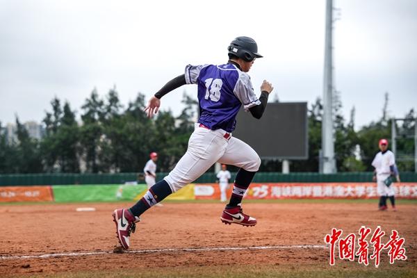 安博体育小小棒垒球挥出新天地(图3)