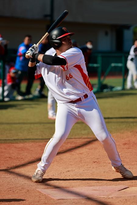 安博体育小小棒垒球挥出新天地(图6)