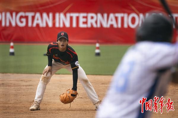 安博体育小小棒垒球挥出新天地(图1)