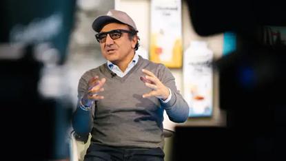 一杯酸奶估值1安博体育422亿(图1)