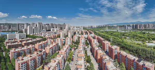 安博体育坦白局：你家小区中了几条？道路坑洼、雨天漏水、墙皮脱落(图3)