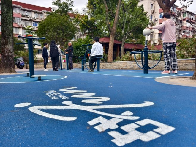 器材、地面、采光全优化！这个健身苑的更新太懂居民心安博体育(图1)