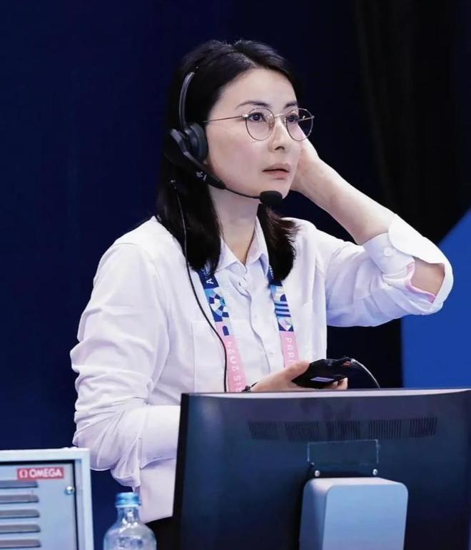 安博体育郭晶晶没想到79岁公公霍震霆又为霍家争光他让豪门圈集体沉默(图13)