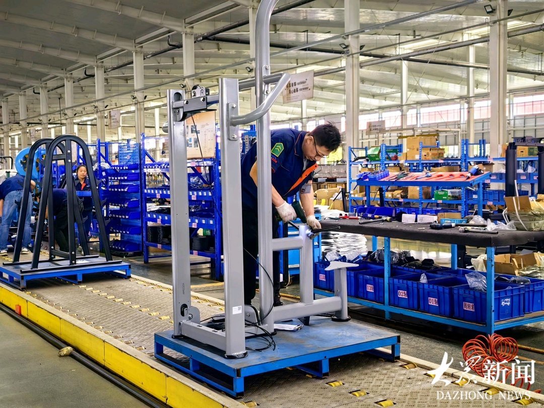 山东体育用品产业驰骋“黄金赛安博体育道”(图3)