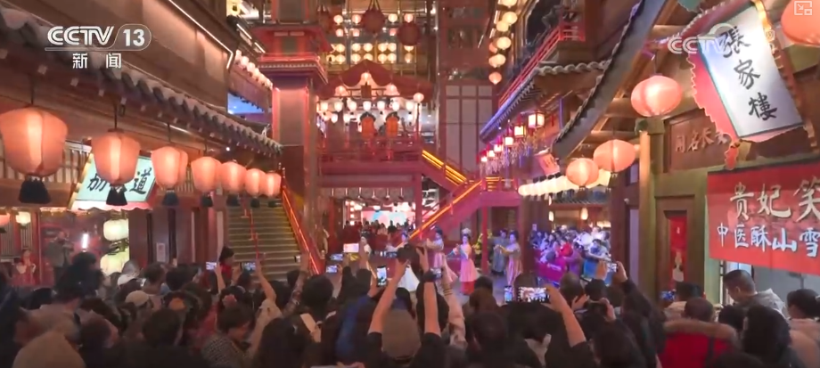 政策“组合拳”激活内需市场“乘数效应”与“结构红利”催生千亿级消费新热点安博体育(图24)