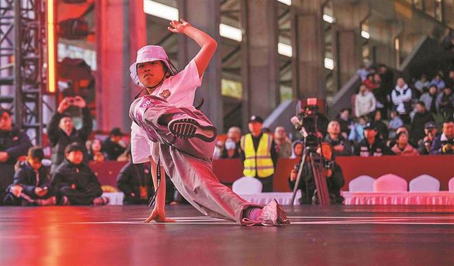 安博体育平台为健康充电!无锡开启体育消费新方式(图3)