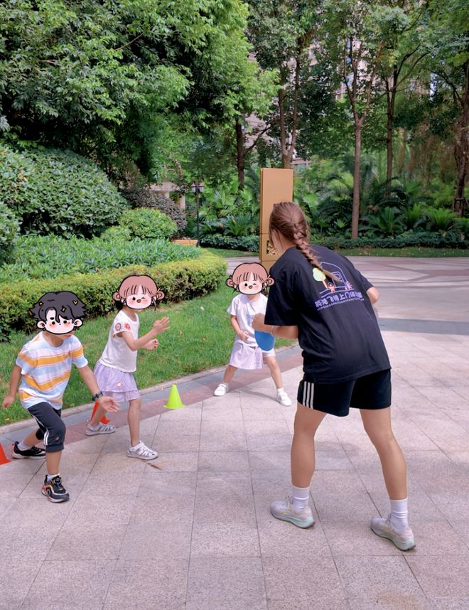 成都上门安博体育体育哪家好？万千家庭首选英鸿飞特！18年深耕+全龄定制解锁居家运动新体验(图2)