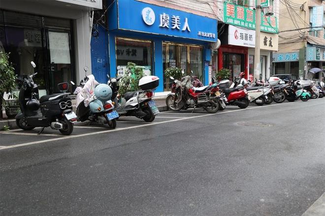 安博体育平台贵州罗甸:阳光罗甸添新韵城镇化绘就民生幸福图(图4)