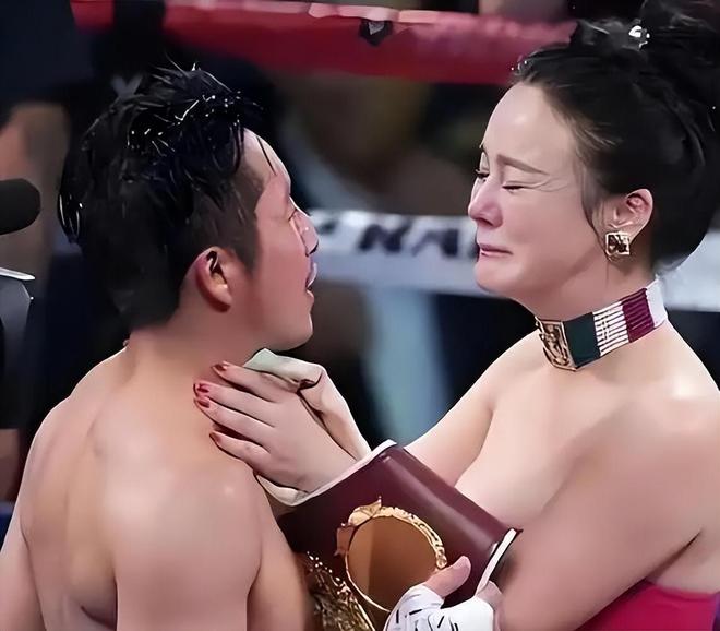 安博体育拳王邹市明自爆破产不止赔光2亿妻子参加婚礼撕下最后的体面(图5)