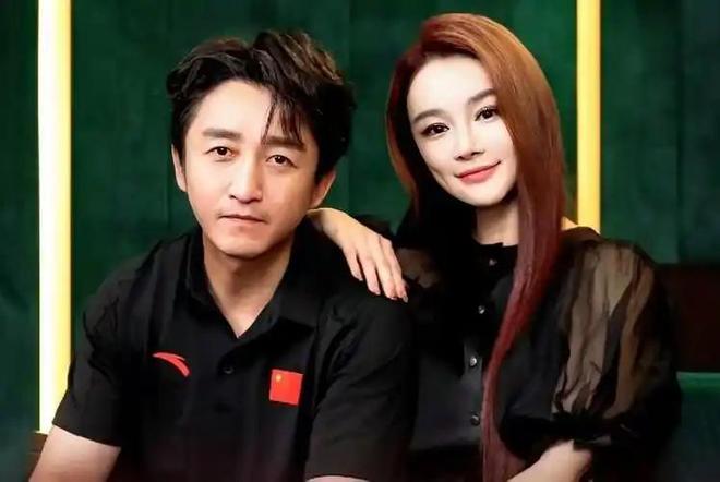 安博体育拳王邹市明自爆破产不止赔光2亿妻子参加婚礼撕下最后的体面(图15)