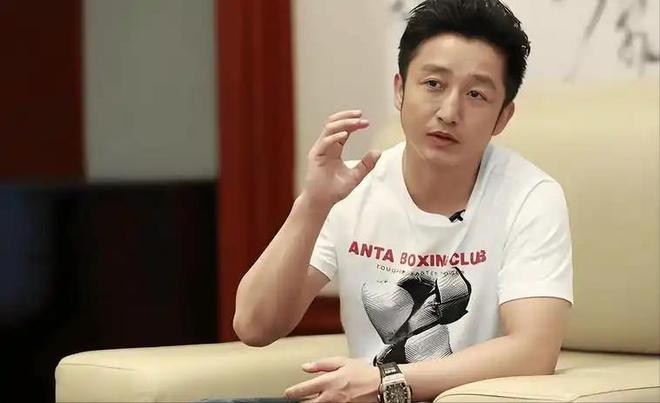 安博体育拳王邹市明自爆破产不止赔光2亿妻子参加婚礼撕下最后的体面(图11)