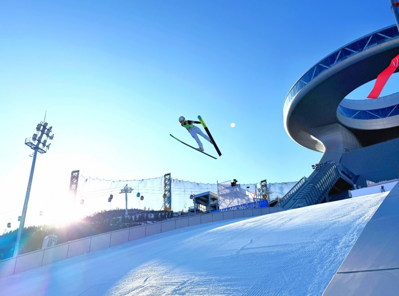 2025-2026赛季菲斯曼冠名国际雪联（FIS）跳台滑雪女子世界杯·张家口分站赛圆满落幕「雪如意」安博体育平台(图6)