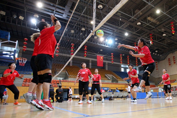 安博体育济宁:健身举步可享 赛事点燃全城(图3)