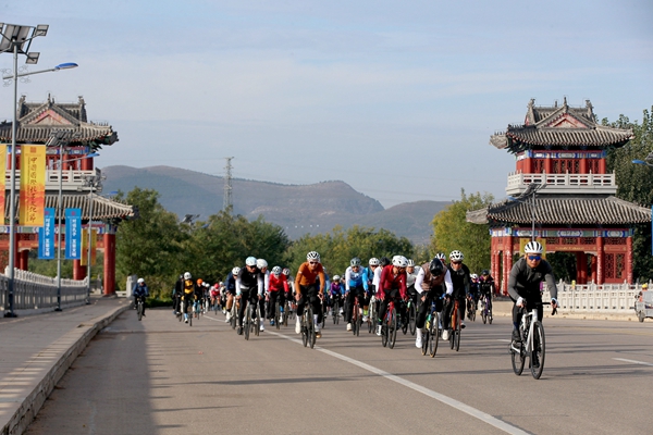 安博体育济宁:健身举步可享 赛事点燃全城(图7)