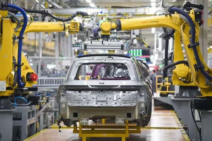 安博体育行稳致远开新局丨连跨4个万亿台阶“苏大强”的“新”引擎有多强？(图3)