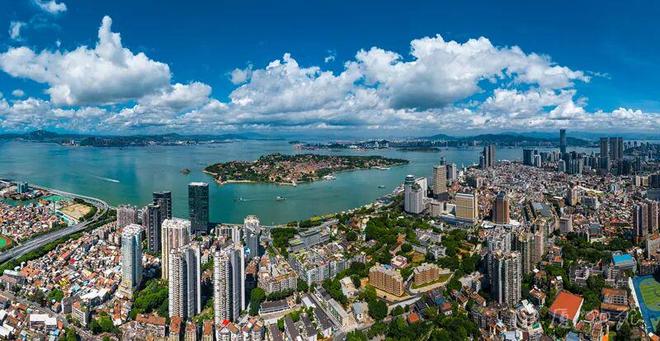 安博体育平台向产业拓新路——厦门经济结构升级催生的热效应(图1)