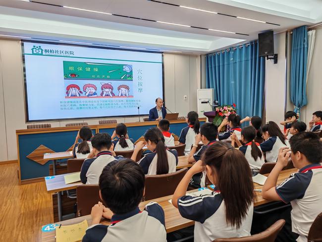 安博体育平台育身育心活力满满郑州中小学绘就“健康”新图景(图2)