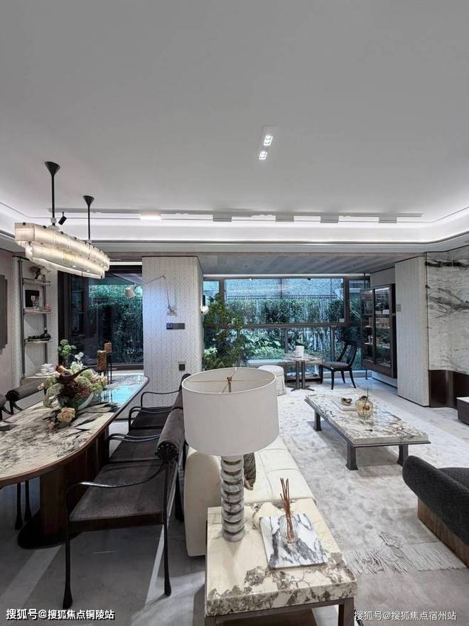 聚焦保利外滩序别墅售楼处发布：央企筑顶奢人居新标杆安博体育平台(图11)